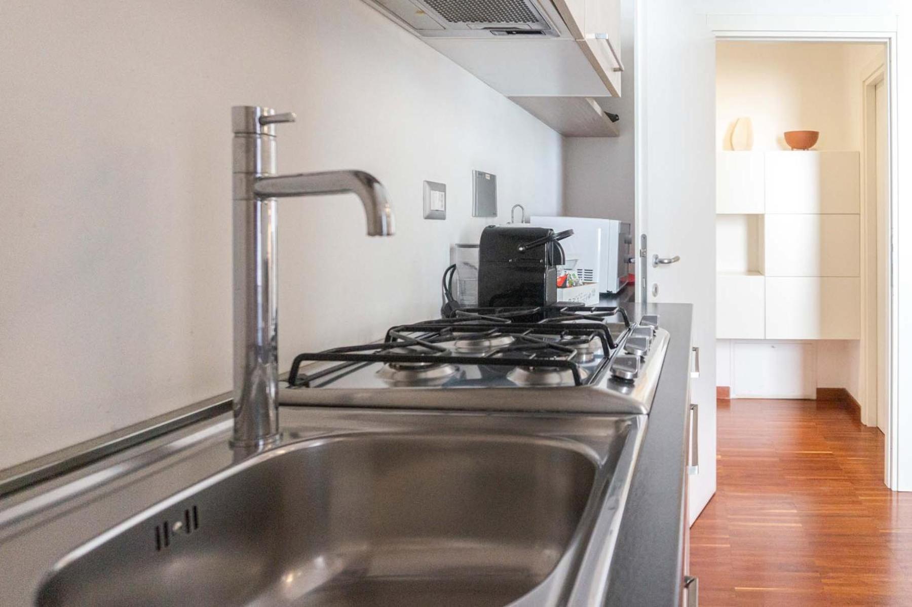 Colosseum Cosy Apartment Close To Metro โรม ภายนอก รูปภาพ