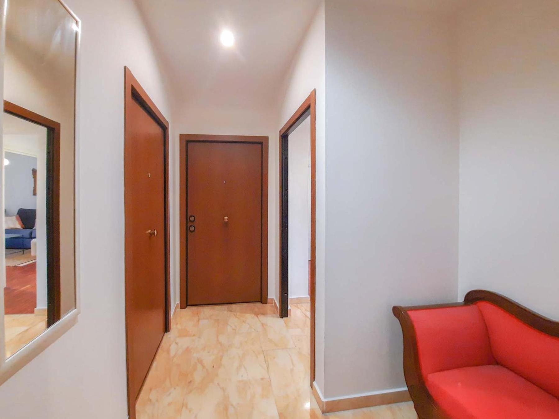 Colosseum Cosy Apartment Close To Metro โรม ภายนอก รูปภาพ