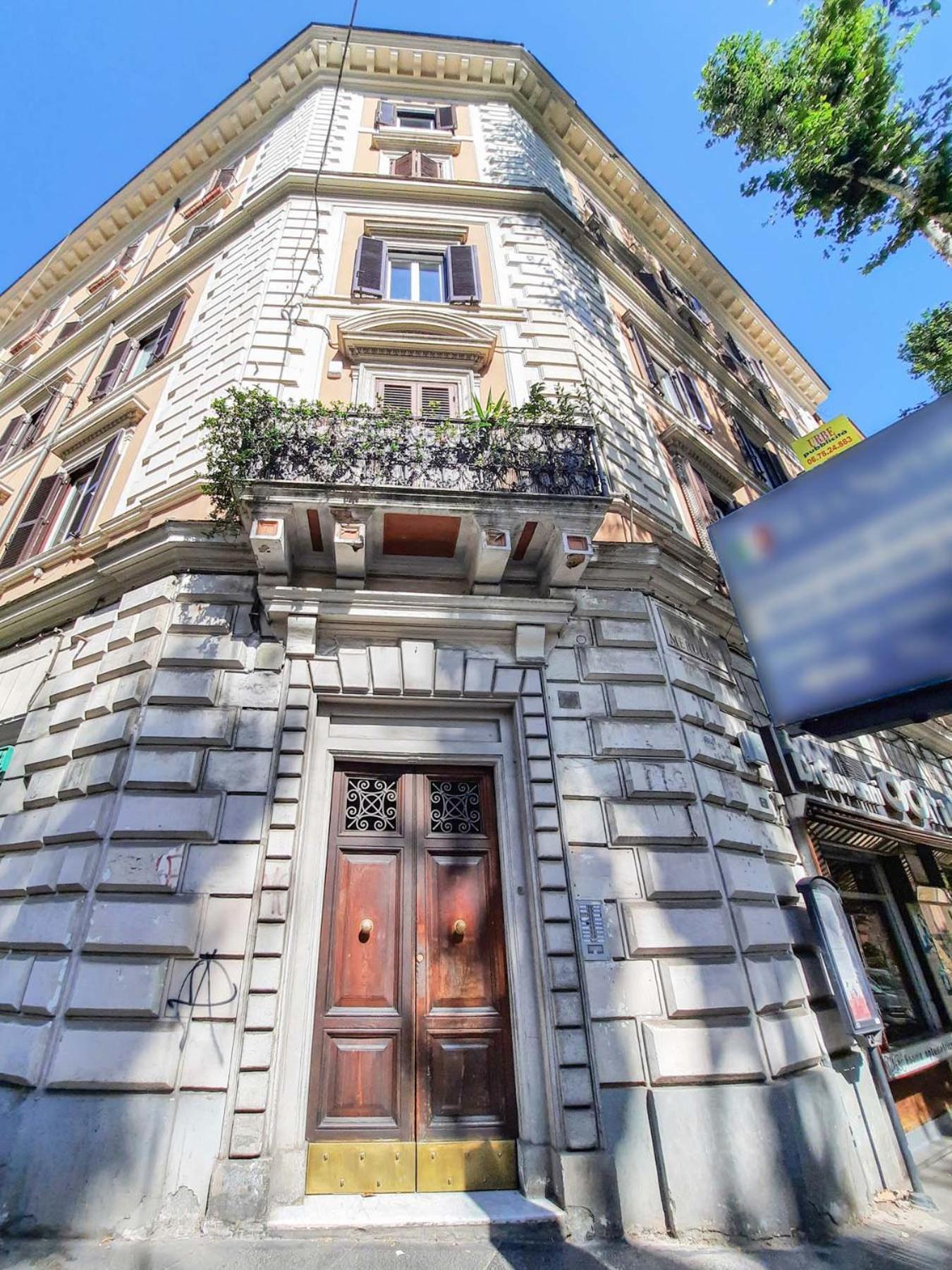 Colosseum Cosy Apartment Close To Metro โรม ภายนอก รูปภาพ