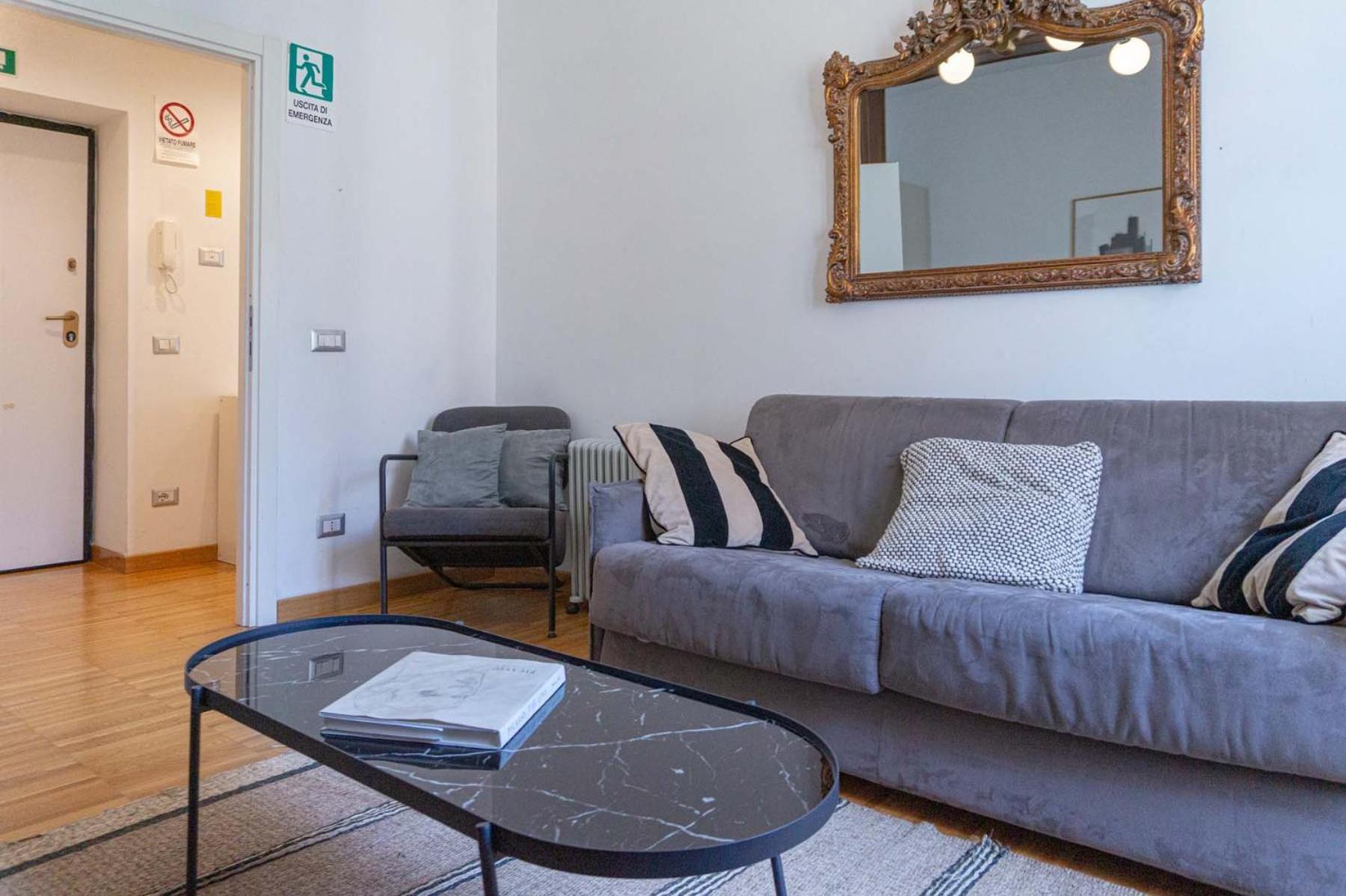 Colosseum Cosy Apartment Close To Metro โรม ภายนอก รูปภาพ